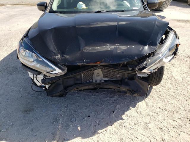 Photo 9 from auction – 2017 NISSAN SENTRA S with VIN 3N1AB7AP0HY361591