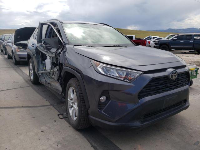 TOYOTA RAV4 XLE 2019 with VIN JTMP1RFV8KD004361 - Photo from auction