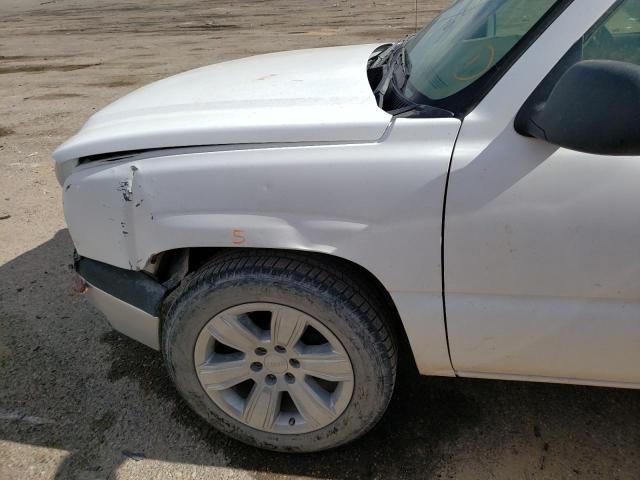 Photo 9 from auction – 2005 CHEVROLET SILVERADO with VIN 1GCEC14V55Z117939