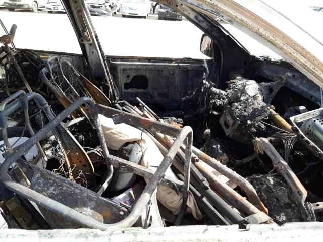 Foto 5 de la subasta – 2006 TOYOTA HIGHLANDER con VIN JTEGP21A460111734