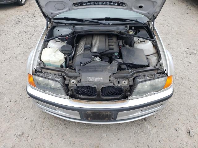 Photo 7 from auction – 2001 BMW 325 I with VIN WBAAV33441FU80240