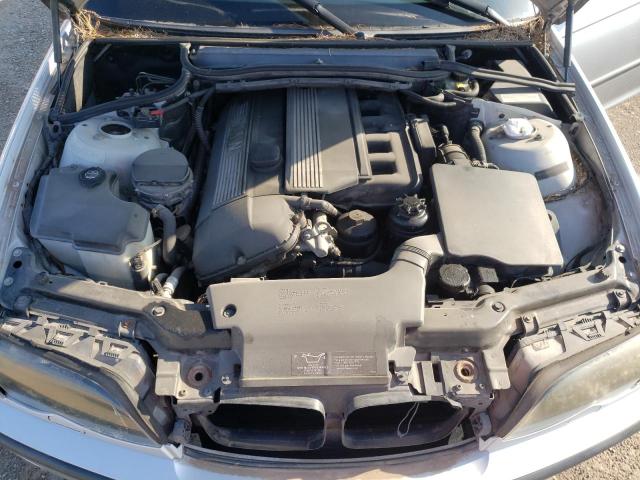 Photo 7 from auction – 2003 BMW 325 XI with VIN WBAEU33483PF58734