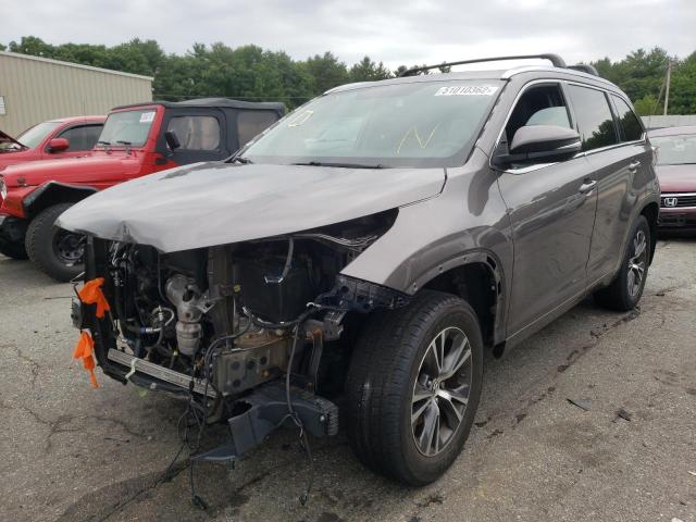 Photo 2 from auction – 2016 TOYOTA HIGHLANDER with VIN 5TDJKRFH4GS350979