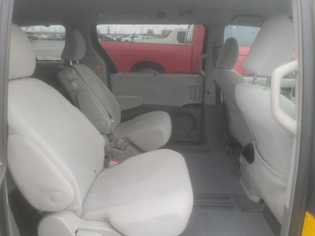 Photo 6 from auction – 2012 TOYOTA SIENNA with VIN 5TDKK3DCXCS197964
