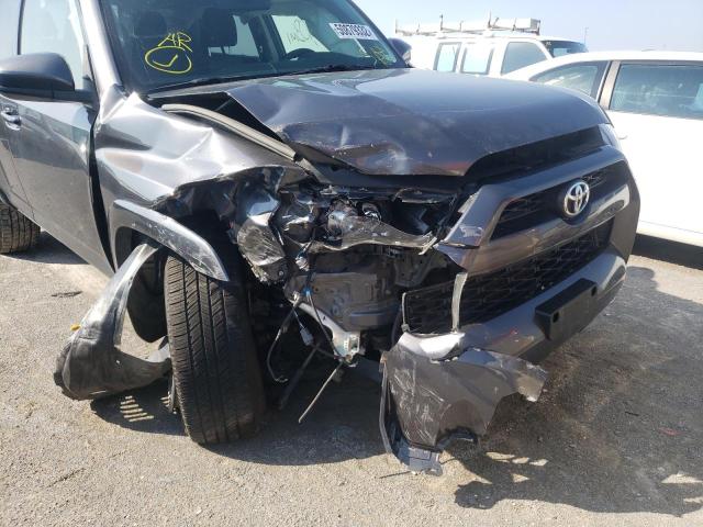 Photo 9 from auction – 2017 TOYOTA 4RUNNER SR with VIN JTEBU5JR4H5481081