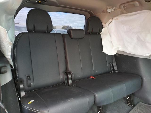 Photo 6 from auction – 2017 TOYOTA SIENNA SE with VIN 5TDXZ3DC0HS899171