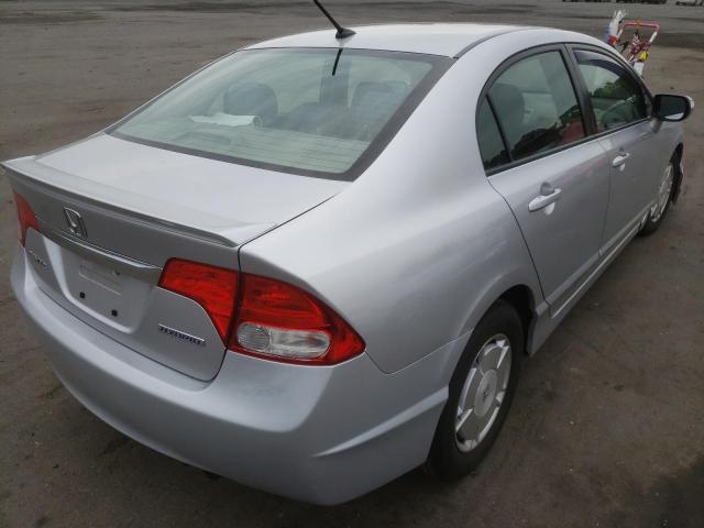 Photo 4 from auction – 2010 HONDA CIVIC HYBR with VIN JHMFA3F21AS002555