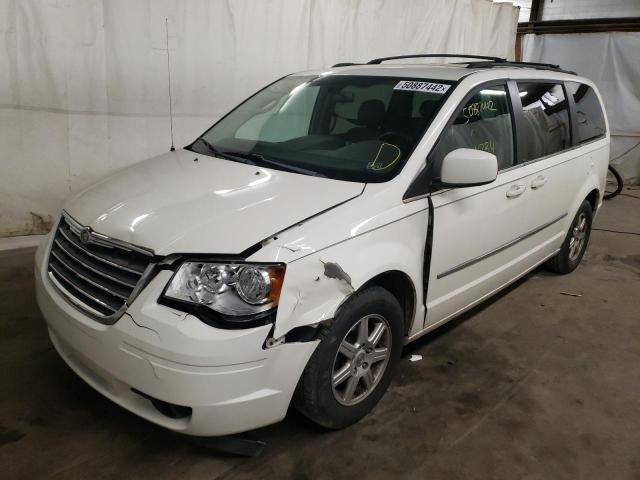 Photo 2 from auction – 2010 CHRYSLER TOWN & COU with VIN 2A4RR8DX7AR387750