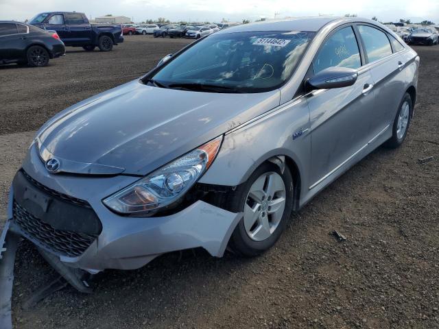 Photo 2 from auction – 2012 HYUNDAI SONATA HYB with VIN KMHEC4A43CA026124