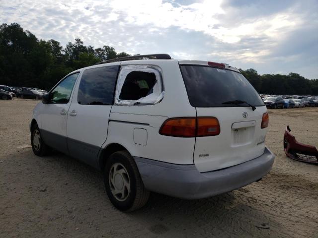 Photo 3 from auction – 1998 TOYOTA SIENNA LE with VIN 4T3ZF13C4WU084796