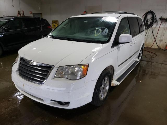 Photo 2 from auction – 2010 CHRYSLER TOWN & COU with VIN 2A4RR5D10AR298337