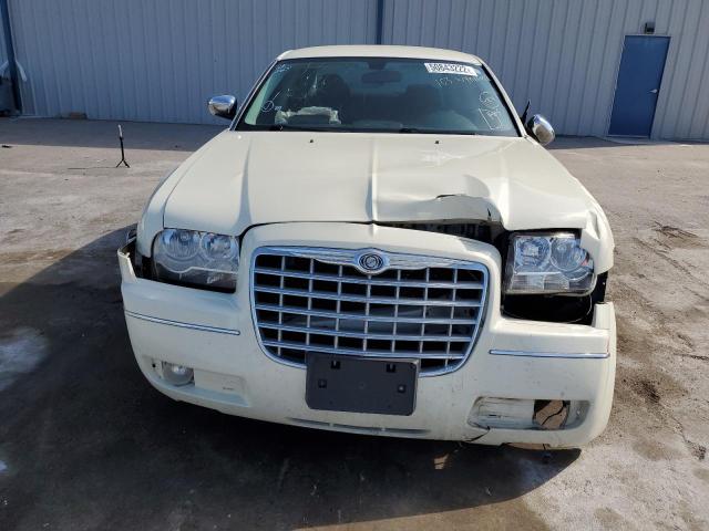 Photo 9 from auction – 2010 CHRYSLER 300 TOURIN with VIN 2C3CA4CD4AH330600