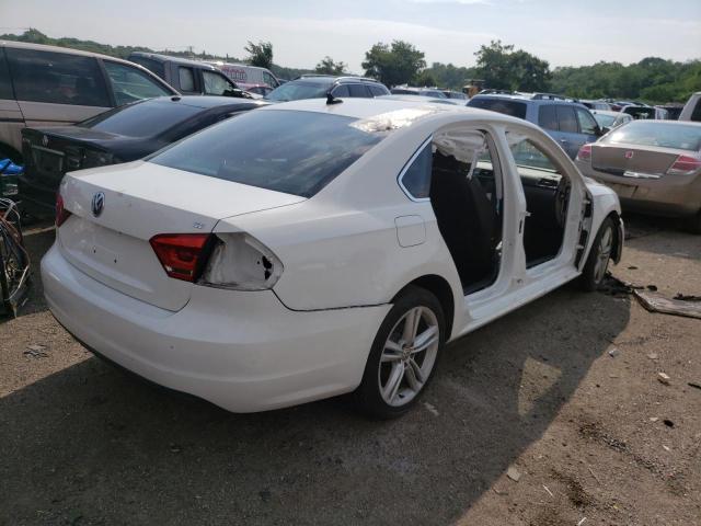 Photo 4 from auction – 2014 VOLKSWAGEN PASSAT SE with VIN 1VWBP7A33EC018971