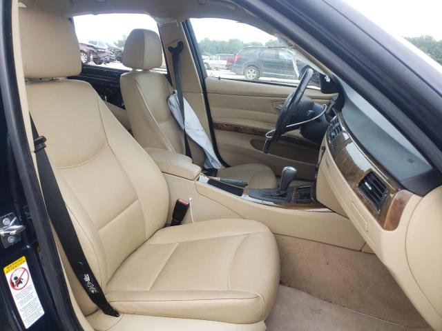 Photo 5 from auction – 2006 BMW 325 I with VIN WBAVB13596KX43795