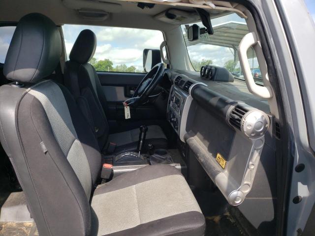 Photo 5 from auction – 2013 TOYOTA FJ CRUISER with VIN JTEBU4BF3DK162765