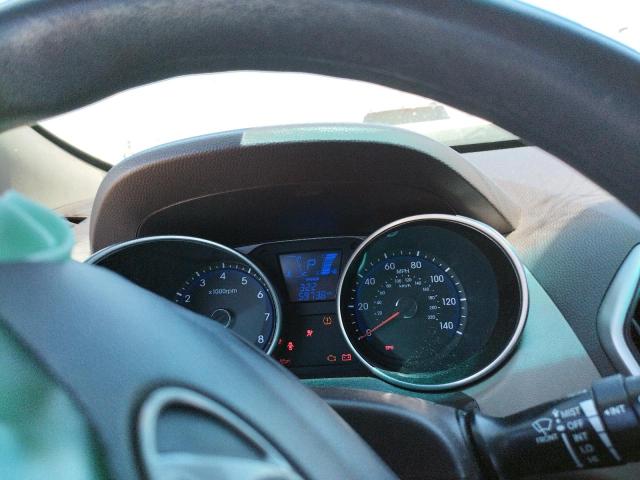 Photo 8 from auction – 2011 HYUNDAI TUCSON GL with VIN KM8JT3AB1BU200602