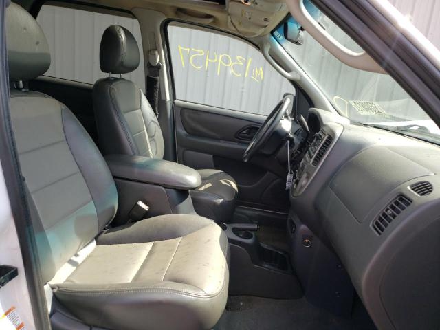 Photo 5 from auction – 2004 FORD ESCAPE XLT with VIN 1FMCU03194DA00353