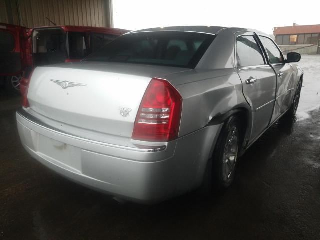 Photo 4 from auction – 2005 CHRYSLER 300C with VIN 2C3JA63H25H101439