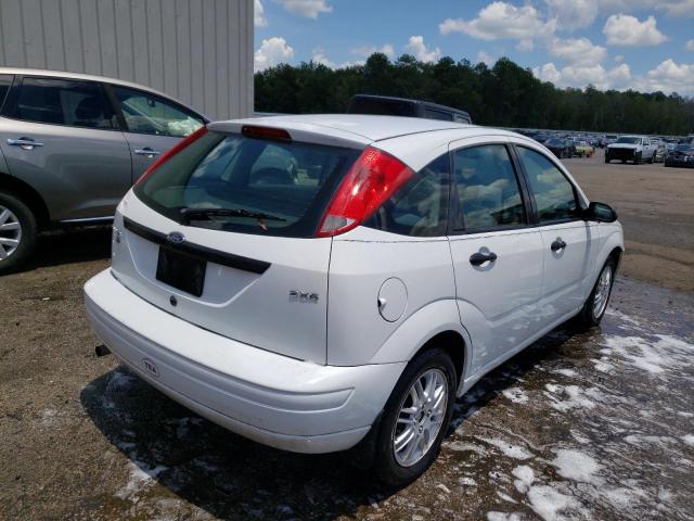 Photo 4 from auction – 2005 FORD FOCUS ZX5 with VIN 3FAFP37N45R125251