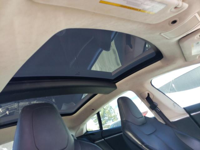 Photo 9 from auction – 2014 TESLA MODEL S with VIN 5YJSA1H14EFP36554