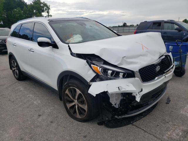 KIA SORENTO EX 2017 with VIN 5XYPH4A53HG311839 - Photo from auction