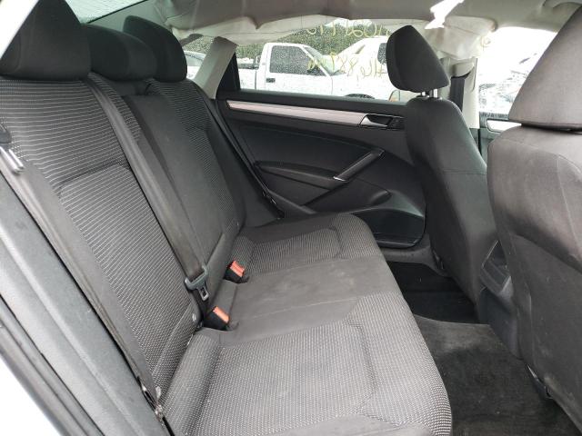 Photo 6 from auction – 2016 VOLKSWAGEN PASSAT S with VIN 1VWAS7A35GC047398