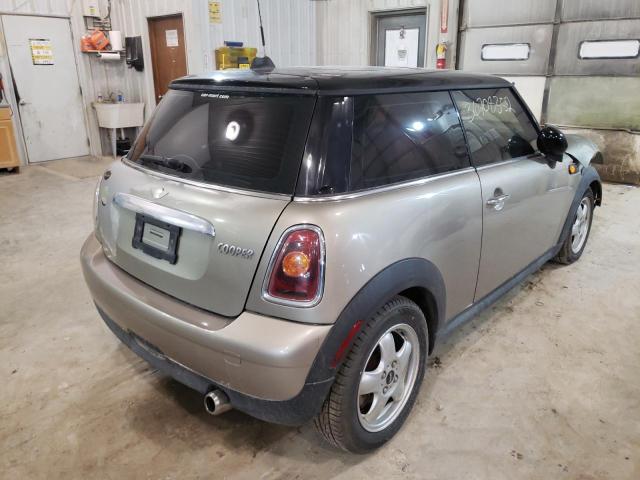 Photo 4 from auction – 2008 MINI COOPER with VIN WMWMF335X8TT66905