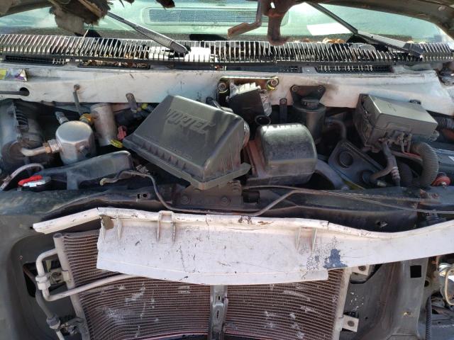 Photo 7 from auction – 1999 CHEVROLET ASTRO with VIN 1GCDM19W5XB119583