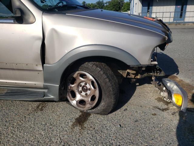 Photo 9 from auction – 2000 LINCOLN NAVIGATOR with VIN 5LMFU28A8YLJ17500