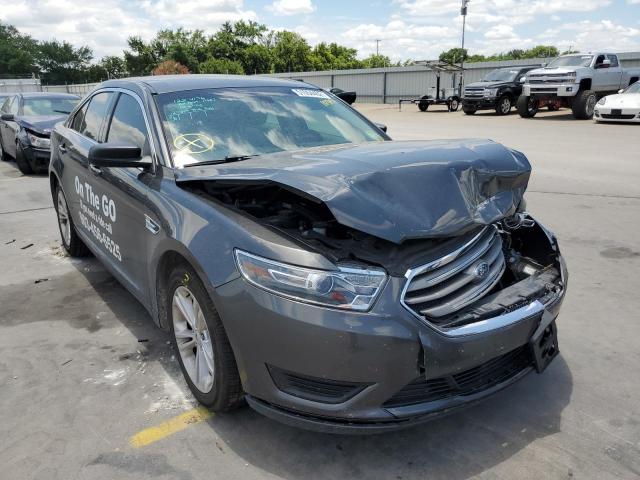 FORD TAURUS SE 2018 with VIN 1FAHP2D82JG103137 - Photo from auction