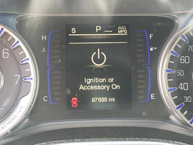 Photo 8 from auction – 2015 CHRYSLER 200 LIMITE with VIN 1C3CCCAB3FN590636