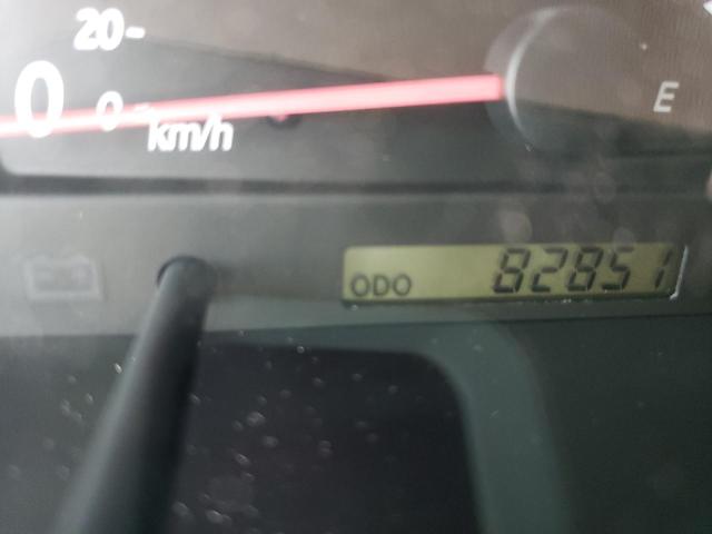Photo 8 from auction – 2004 TOYOTA CAMRY LE with VIN 4T1BF32K44U581200