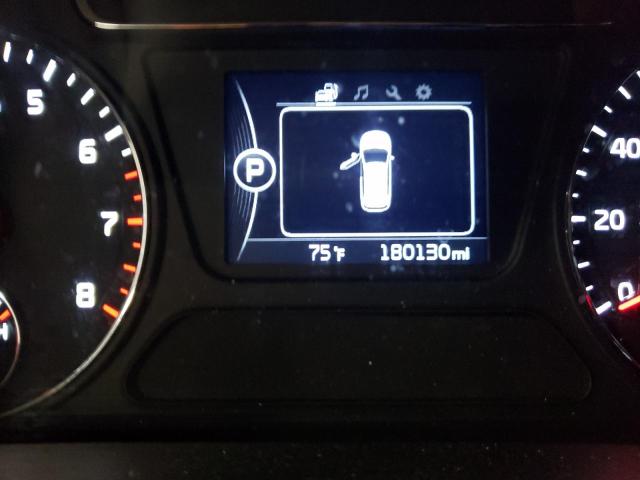 Photo 8 from auction – 2016 KIA SORENTO LX with VIN 5XYPG4A31GG003584