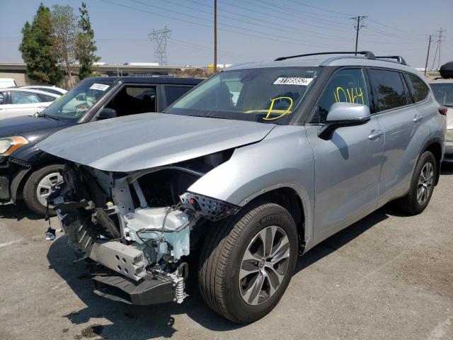 Photo 2 from auction – 2021 TOYOTA HIGHLANDER with VIN 5TDHZRAH2MS047535