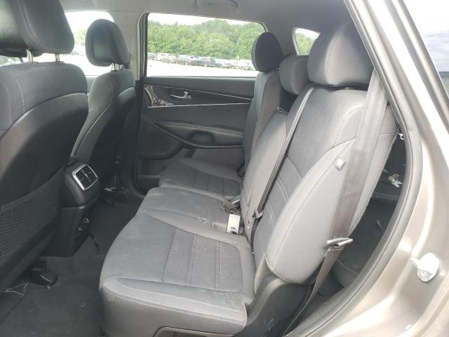 Photo 6 from auction – 2016 KIA SORENTO LX with VIN 5XYPGDA36GG106564