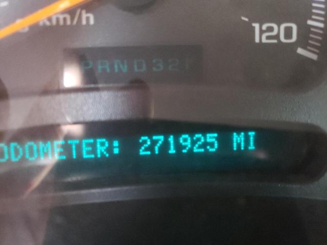 Photo 8 from auction – 2005 CHEVROLET SUBURBAN K with VIN 3GNFK16Z35G148069