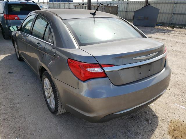 Photo 3 from auction – 2013 CHRYSLER 200 TOURIN with VIN 1C3CCBBB2DN695285