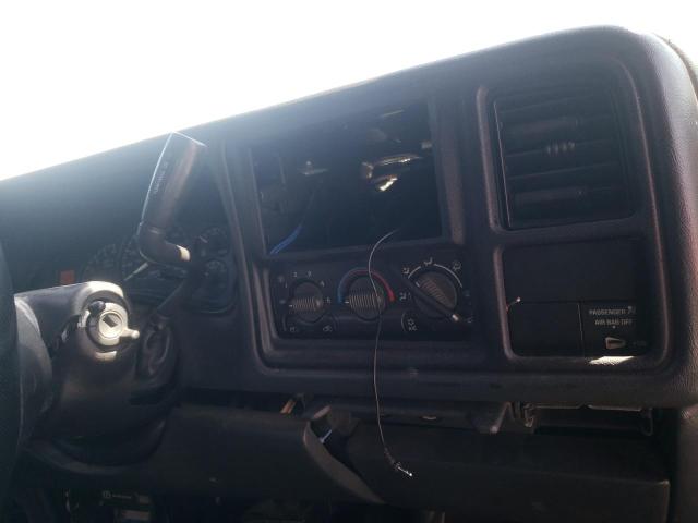Photo 9 from auction – 2001 CHEVROLET SILVERADO with VIN 1GCHK29G31E216504