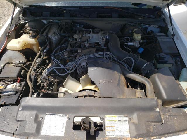 Photo 7 from auction – 1997 FORD CROWN VICT with VIN 2FALP74W1VX117634