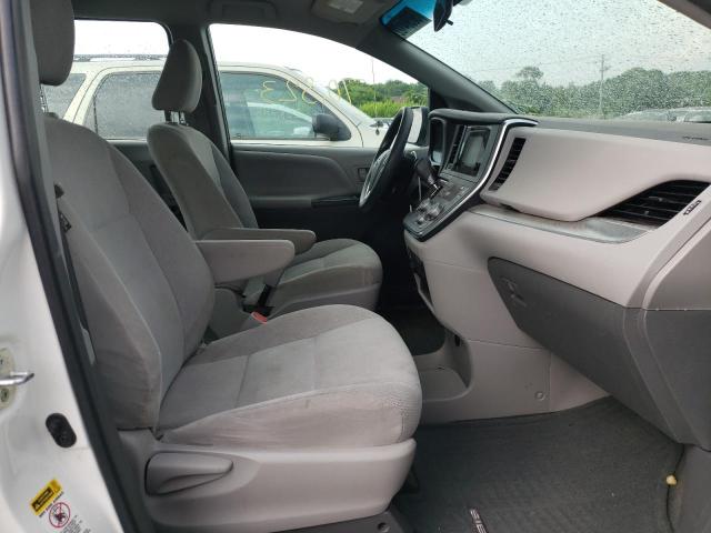 Photo 5 from auction – 2017 TOYOTA SIENNA with VIN 5TDZZ3DC4HS802837