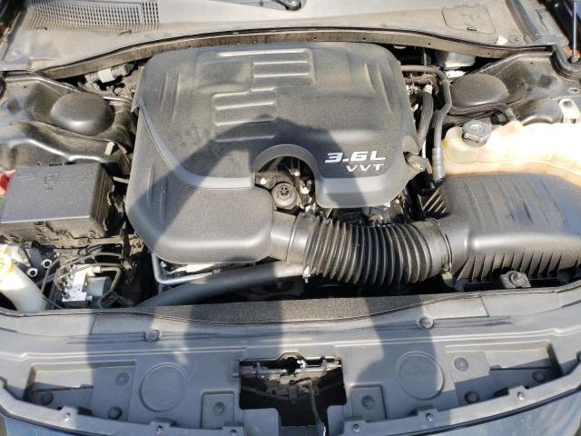 Photo 7 from auction – 2019 CHRYSLER 300 S with VIN 2C3CCAGG3KH690794