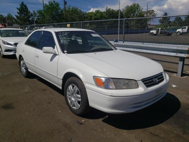 TOYOTA CAMRY LE 2000 with VIN 4T1BF22K3YU953738 - Photo from auction