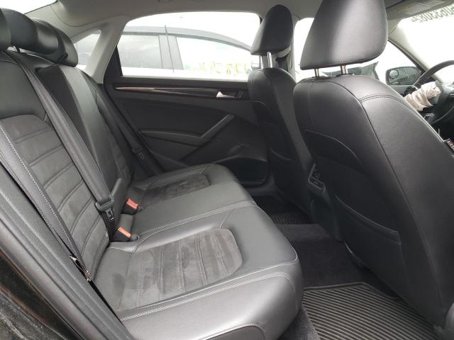 Photo 6 from auction – 2015 VOLKSWAGEN PASSAT SEL with VIN 1VWCS7A34FC048159