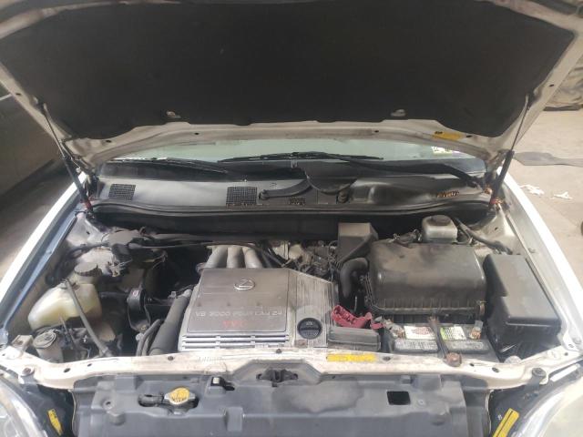 Photo 7 from auction – 2001 LEXUS RX 300 with VIN JTJHF10U110200250