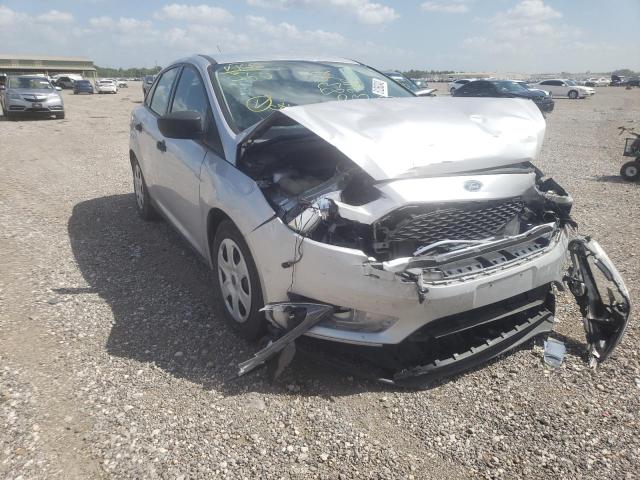 FORD FOCUS S 2015 with VIN 1FADP3E23FL323948 - Photo from auction