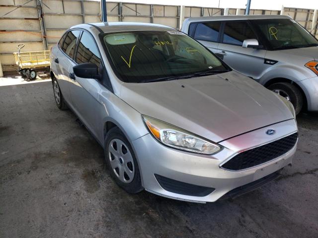 FORD FOCUS S 2017 with VIN 1FADP3E2XHL204846 - Photo from auction