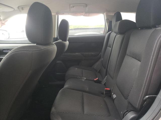 Photo 6 from auction – 2018 MITSUBISHI OUTLANDER with VIN JA4AZ3A34JZ057409