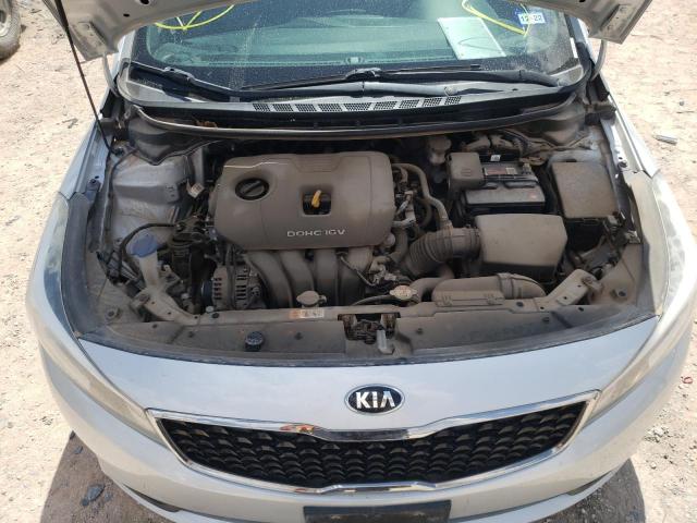 Photo 7 from auction – 2017 KIA FORTE LX with VIN 3KPFK4A78HE064572
