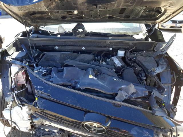 Photo 7 from auction – 2019 TOYOTA RAV4 XLE with VIN 2T3W1RFV3KC004235