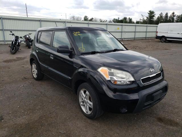 KIA SOUL + 2010 with VIN KNDJT2A22A7158775 - Photo from auction